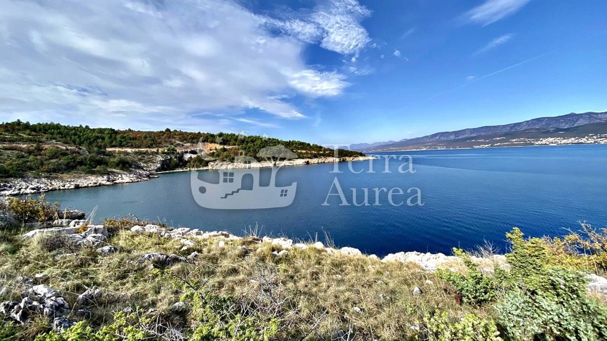 Veliko kmetijsko zemljišče z dostopom do morja, Soline, otok Krk