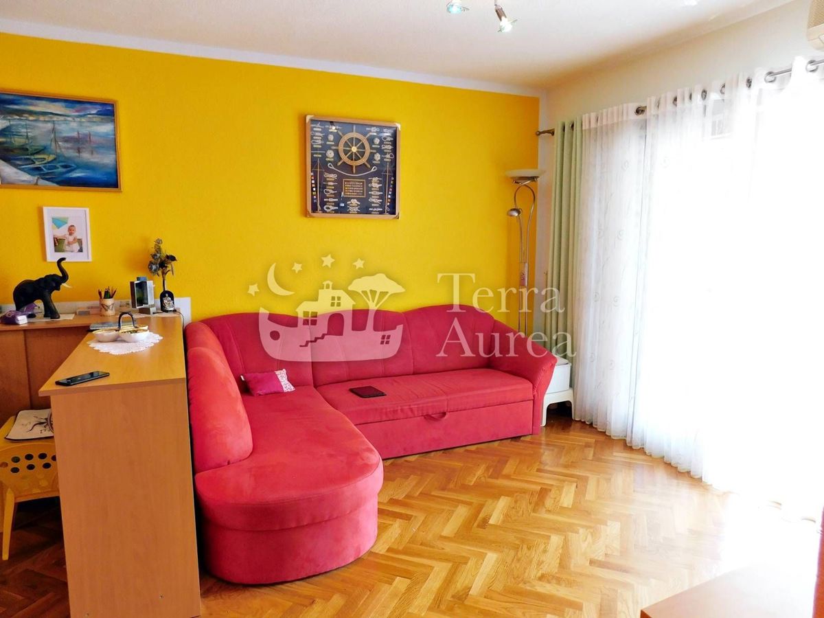 Lep dvosobni apartma na dobri lokaciji, Krk, otok Krk