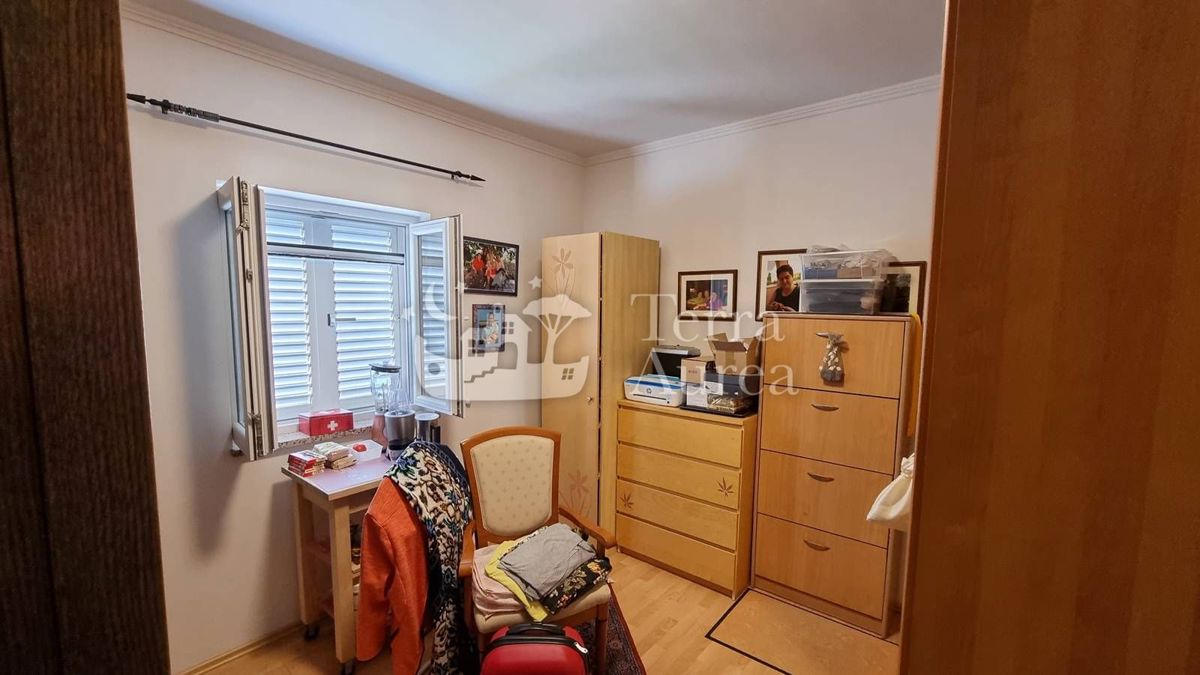 Hiša Malinska, Malinska-Dubašnica, 200m2