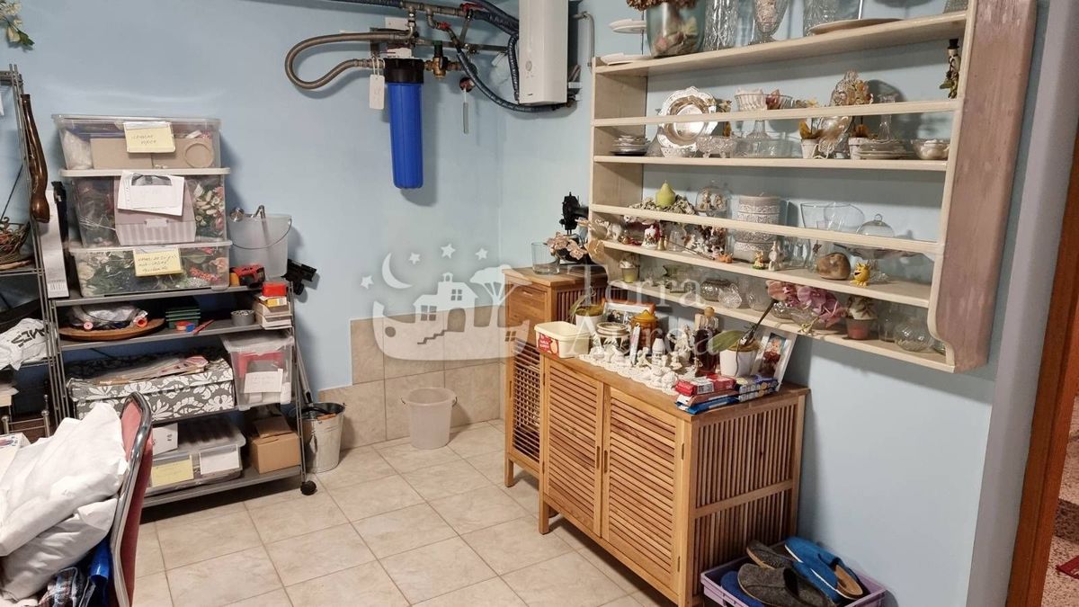 Hiša Malinska, Malinska-Dubašnica, 200m2