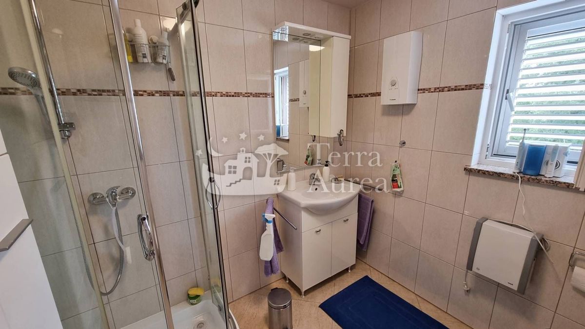 Hiša Malinska, Malinska-Dubašnica, 200m2