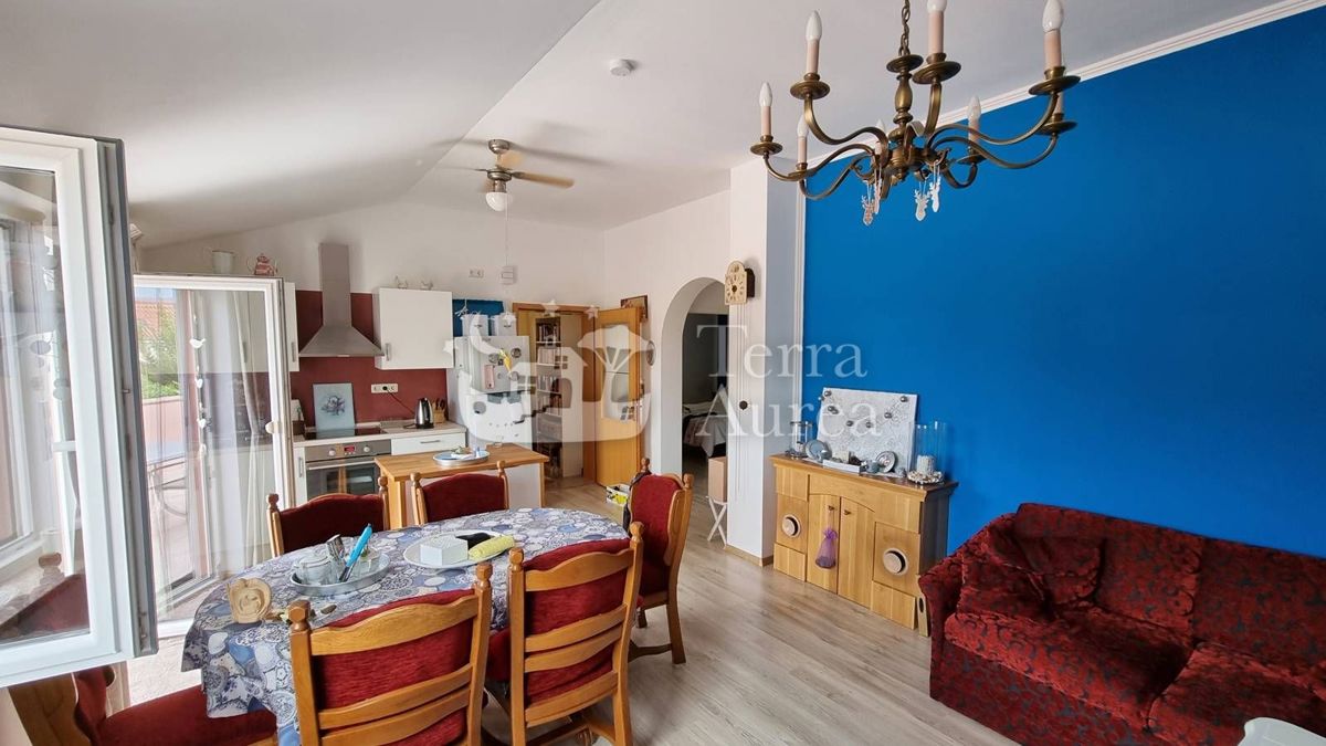 Hiša Malinska, Malinska-Dubašnica, 200m2