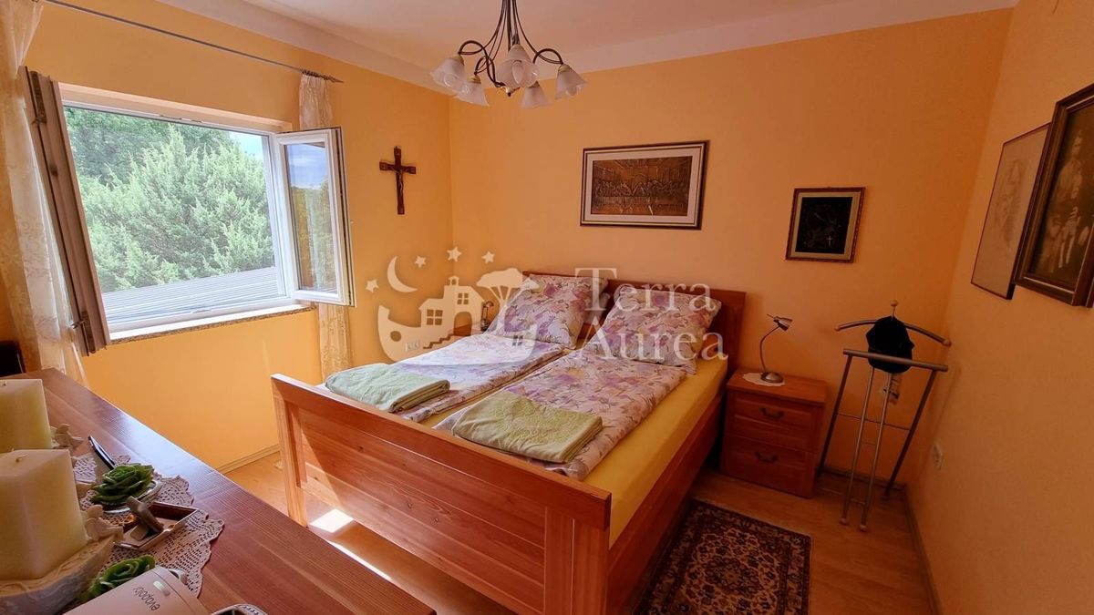 Hiša Malinska, Malinska-Dubašnica, 200m2