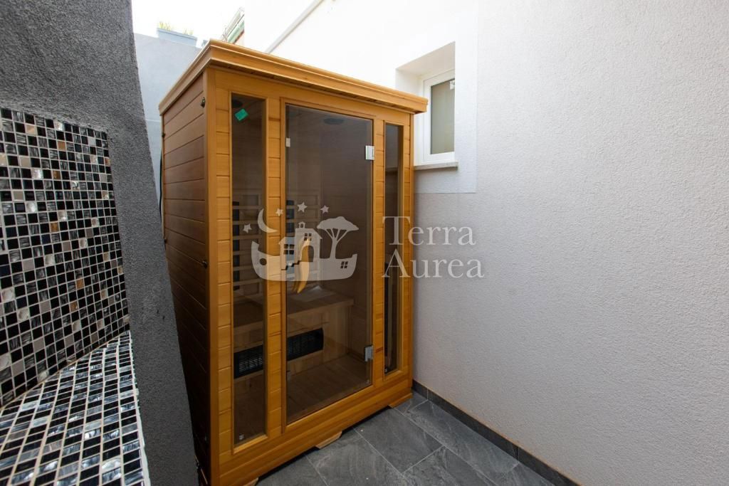 Vila Dobrinj, 250m2