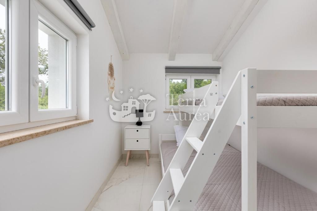 Vila Dobrinj, 250m2