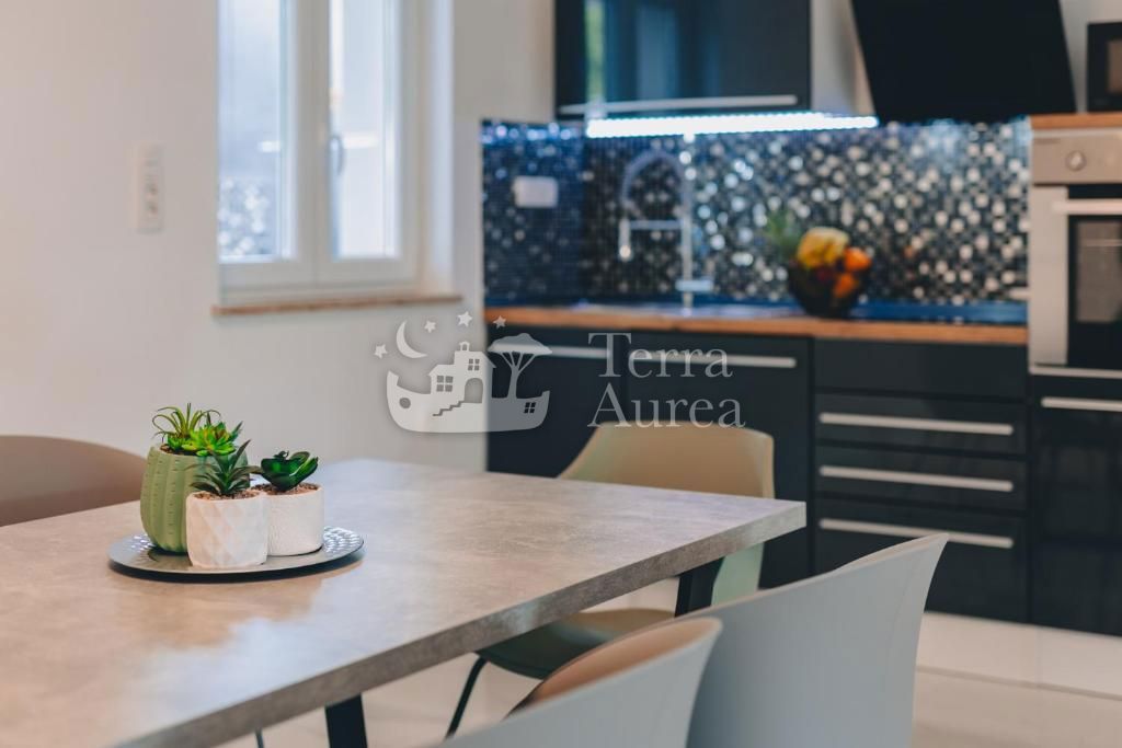 Vila Dobrinj, 250m2