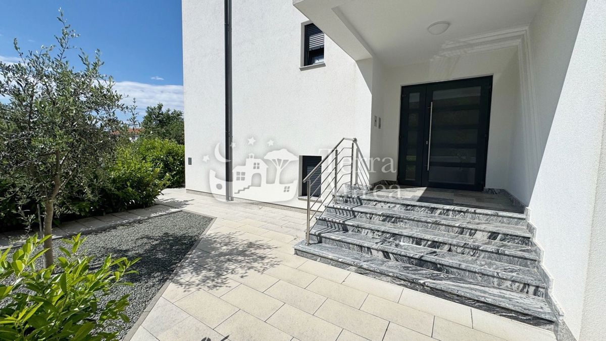 Apartma Malinska, Malinska-Dubašnica, 72m2