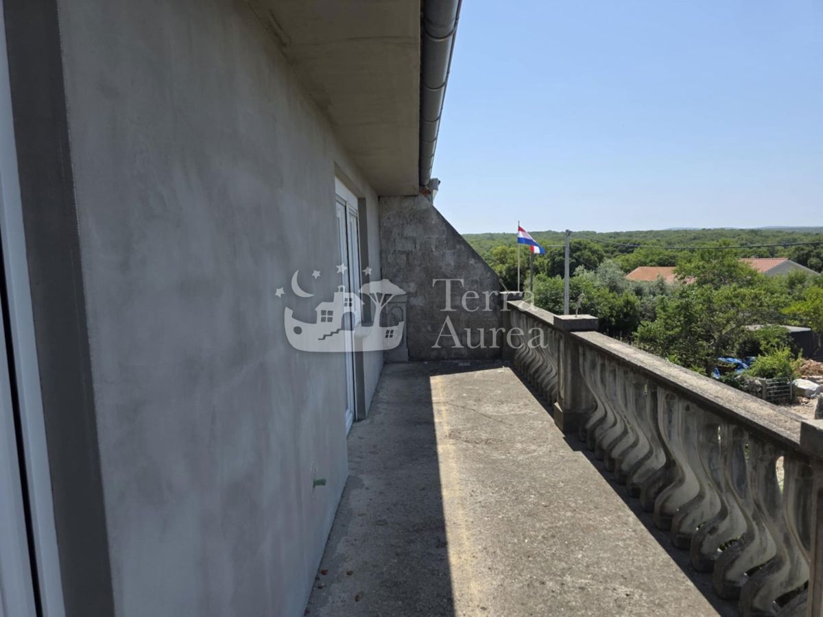 Hiša Malinska, Malinska-Dubašnica, 280m2