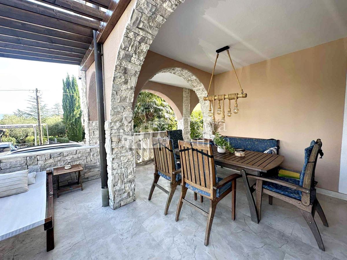 Apartma Malinska, Malinska-Dubašnica, 74m2