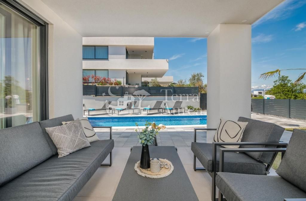 Apartma Malinska, Malinska-Dubašnica, 80,95m2