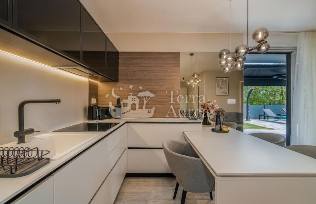 Apartma Malinska, Malinska-Dubašnica, 80,95m2