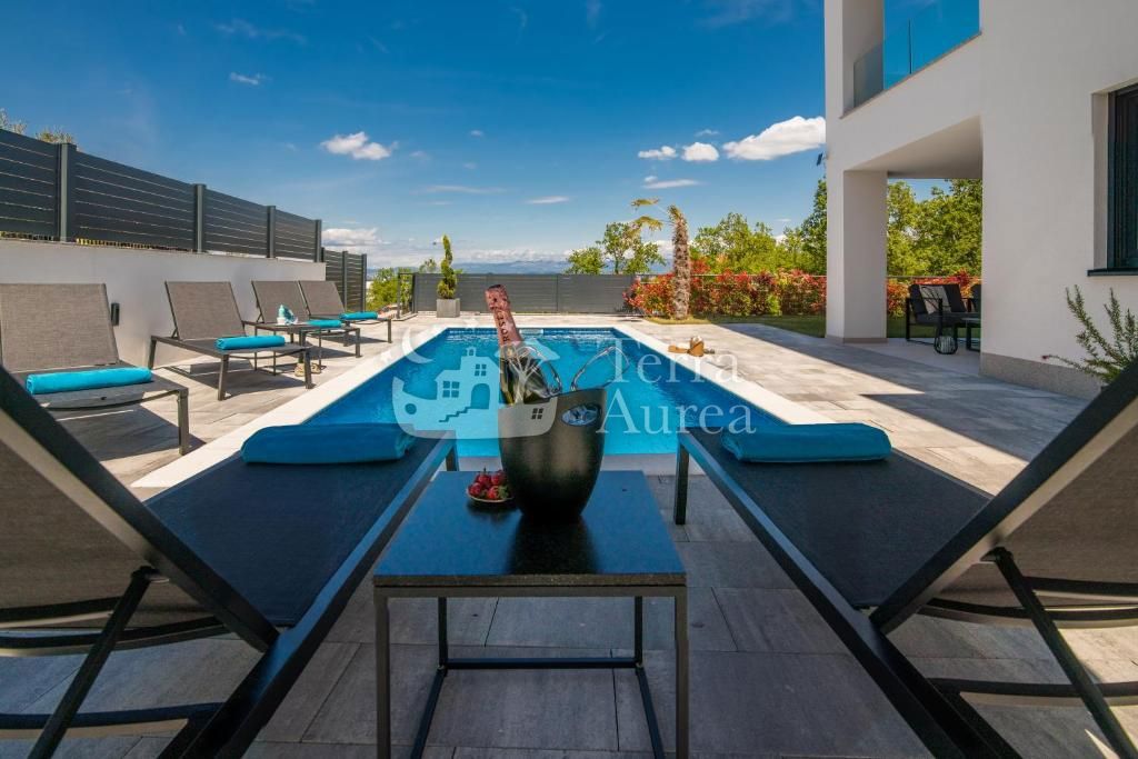 Apartma Malinska, Malinska-Dubašnica, 80,95m2