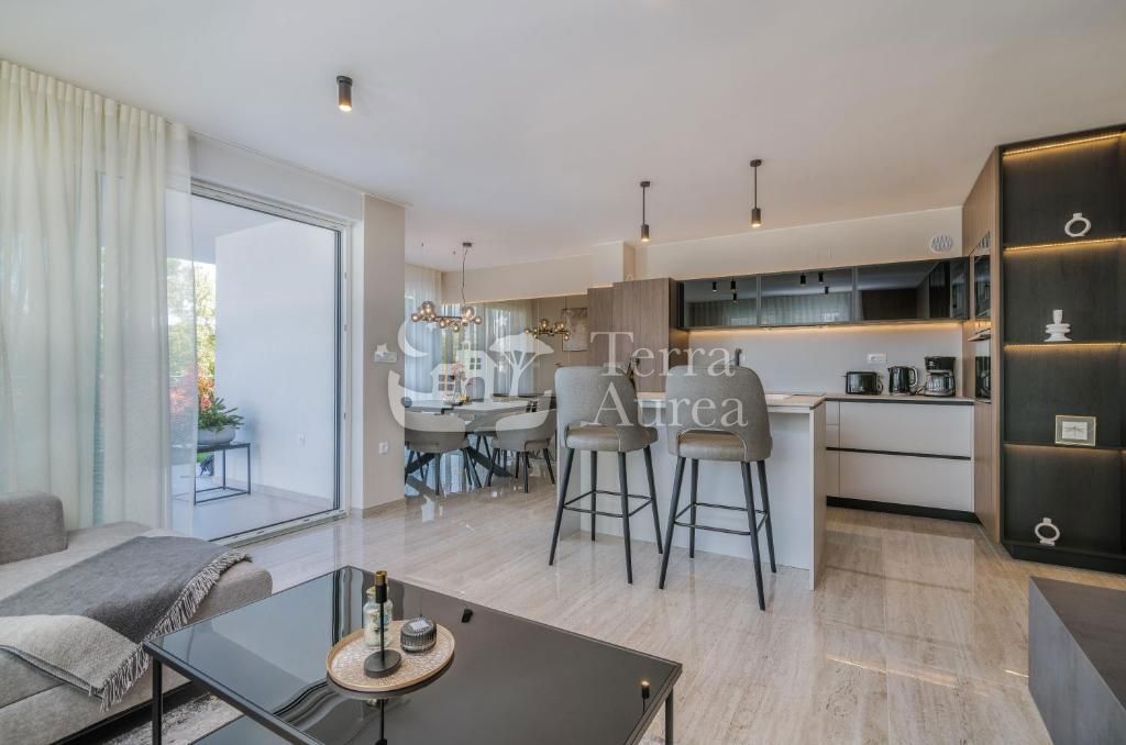 Apartma Malinska, Malinska-Dubašnica, 80,95m2