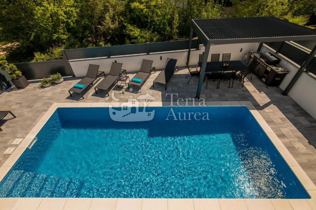 Apartma Malinska, Malinska-Dubašnica, 80,95m2