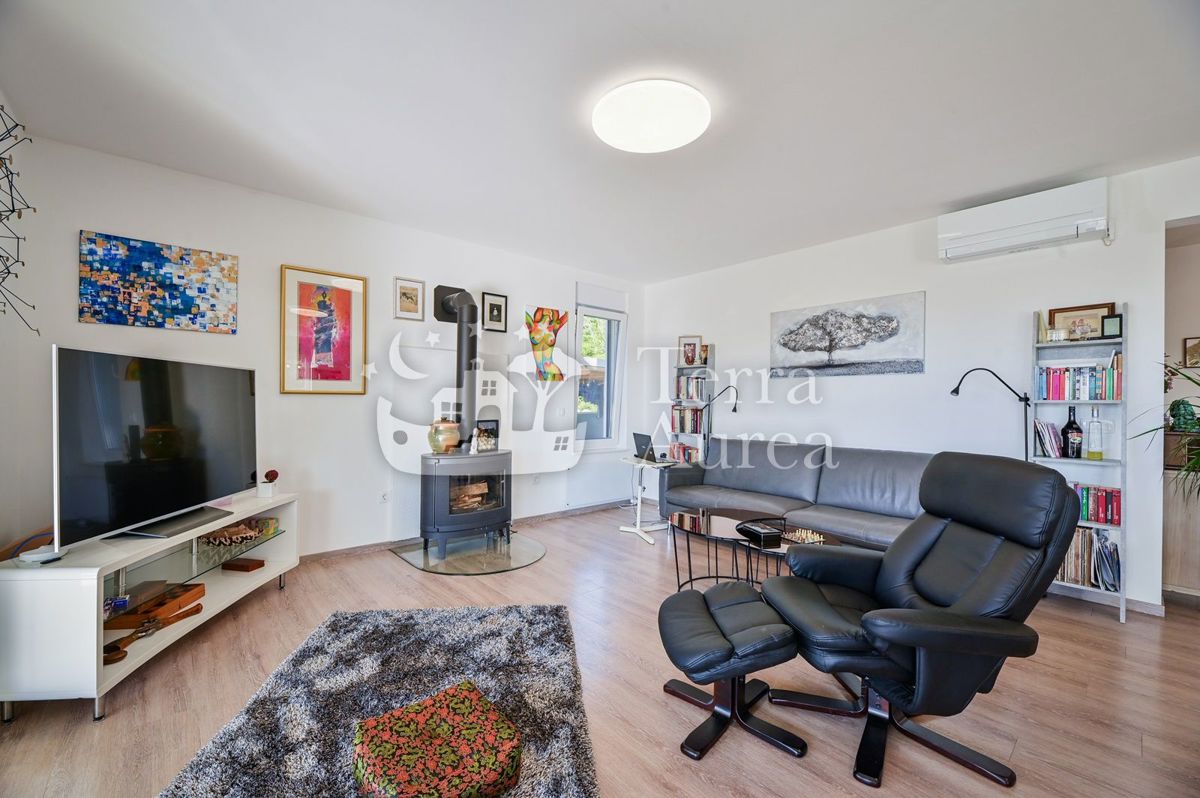 Vila Malinska, Malinska-Dubašnica, 178m2