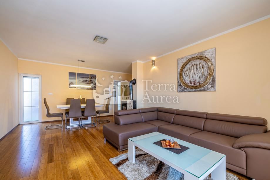 Apartma Crikvenica, 100m2