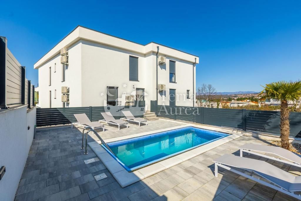 Apartma Malinska, Malinska-Dubašnica, 88,42m2