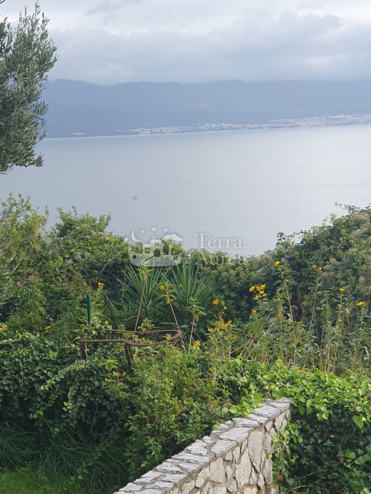 Stara hiša Vrbnik, 66m2