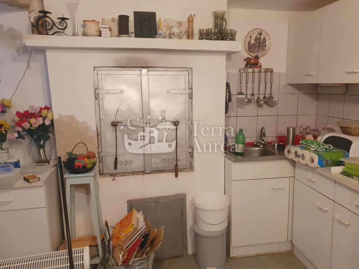 Stara hiša Vrbnik, 66m2