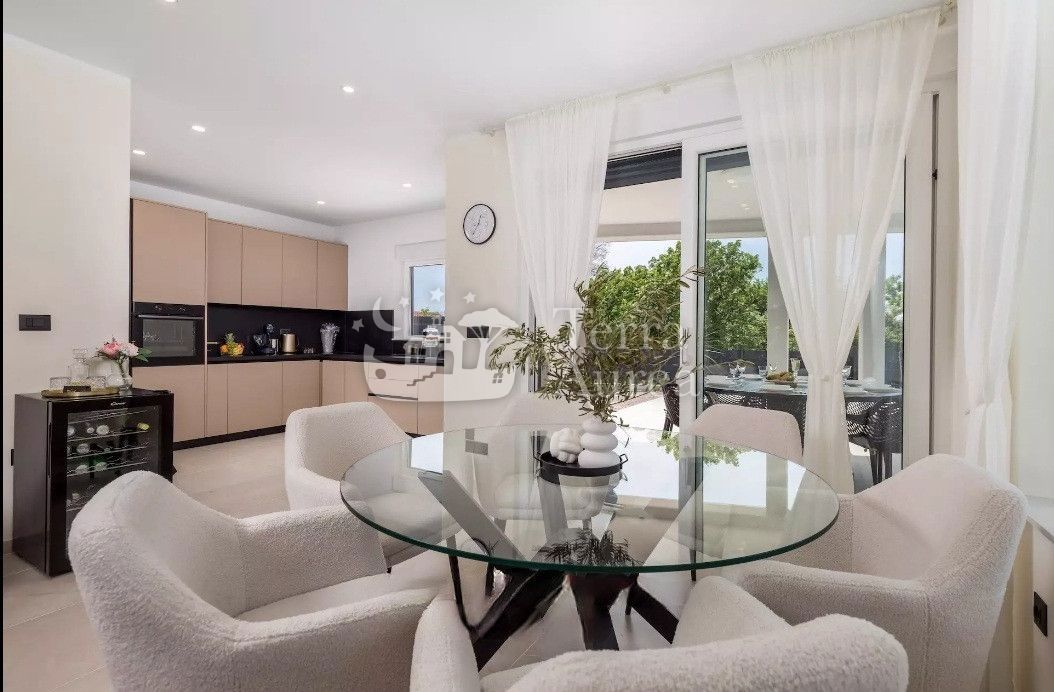 Vila Vrbnik, 175m2