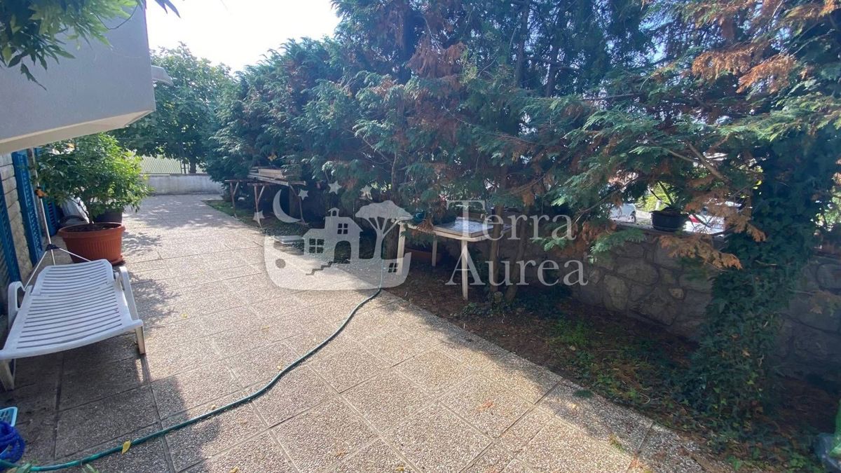 Hiša Pinezići, Krk, Vršak, Pinezići, 400m2