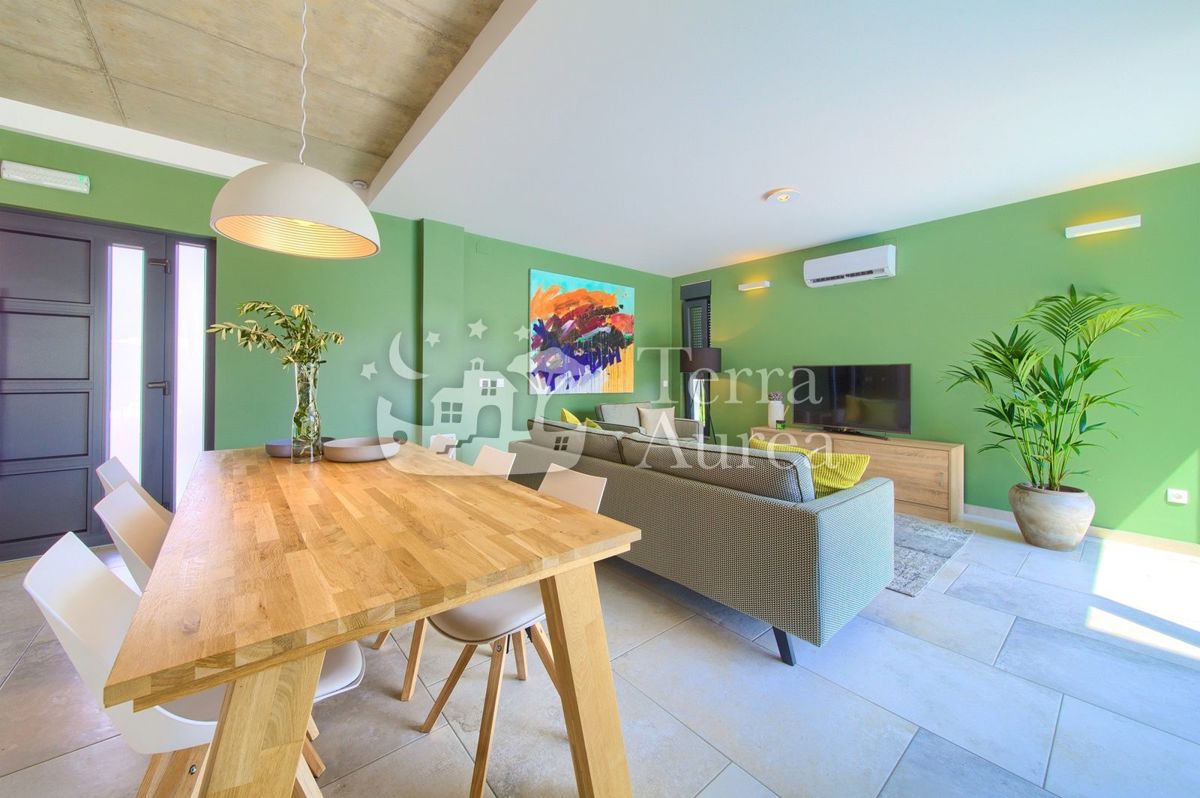Vila Vrh, Krk, Salatić 82, 223m2