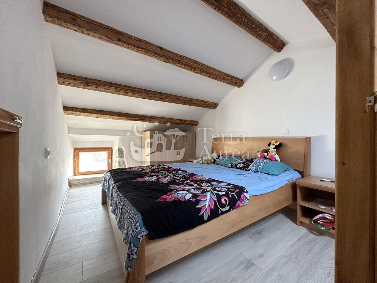Hiša Malinska, Malinska-Dubašnica, 77m2