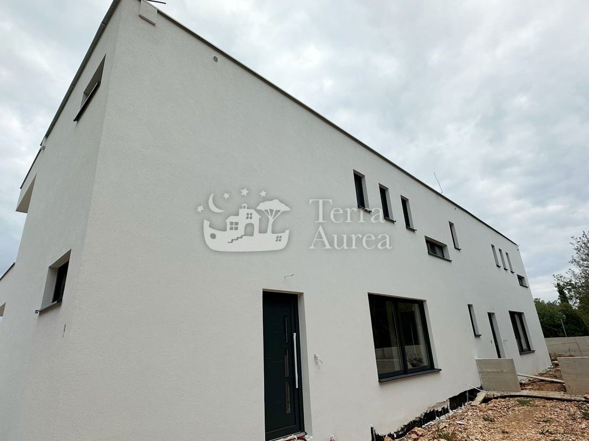 Hiša Malinska, Malinska-Dubašnica, 159m2