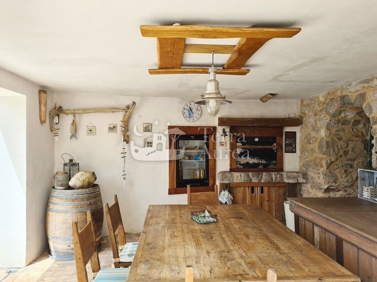 Hiša Malinska, Malinska-Dubašnica, 160m2