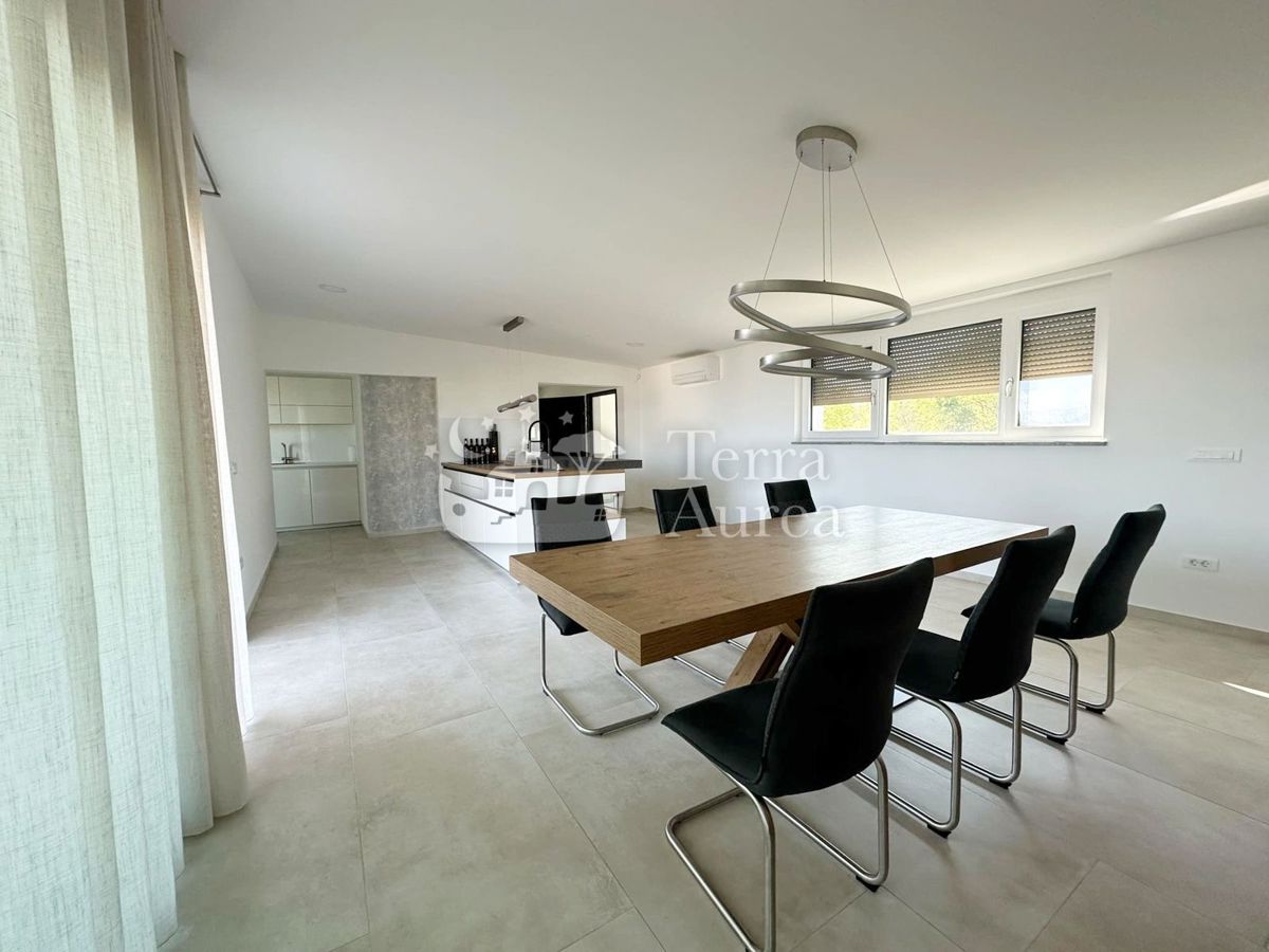 Apartma Malinska, Malinska-Dubašnica, 160m2