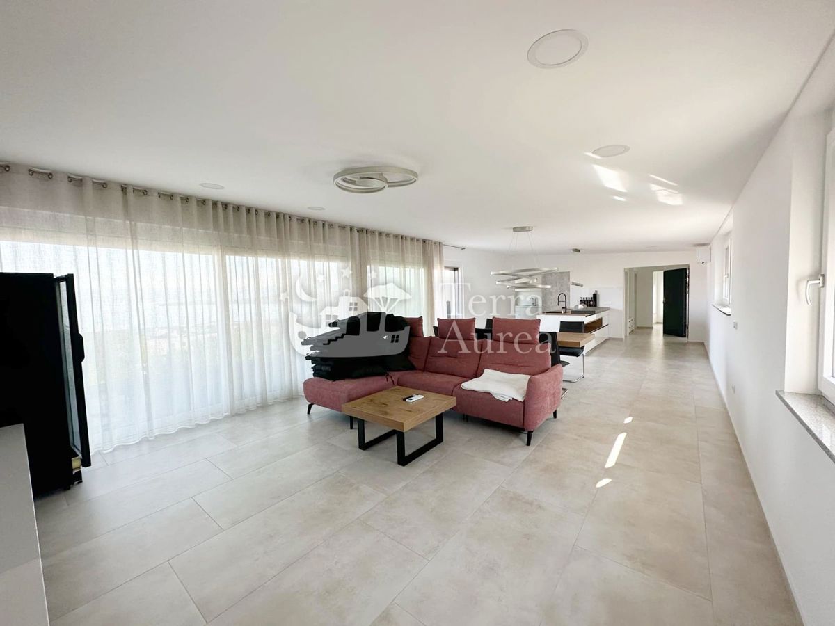 Apartma Malinska, Malinska-Dubašnica, 160m2