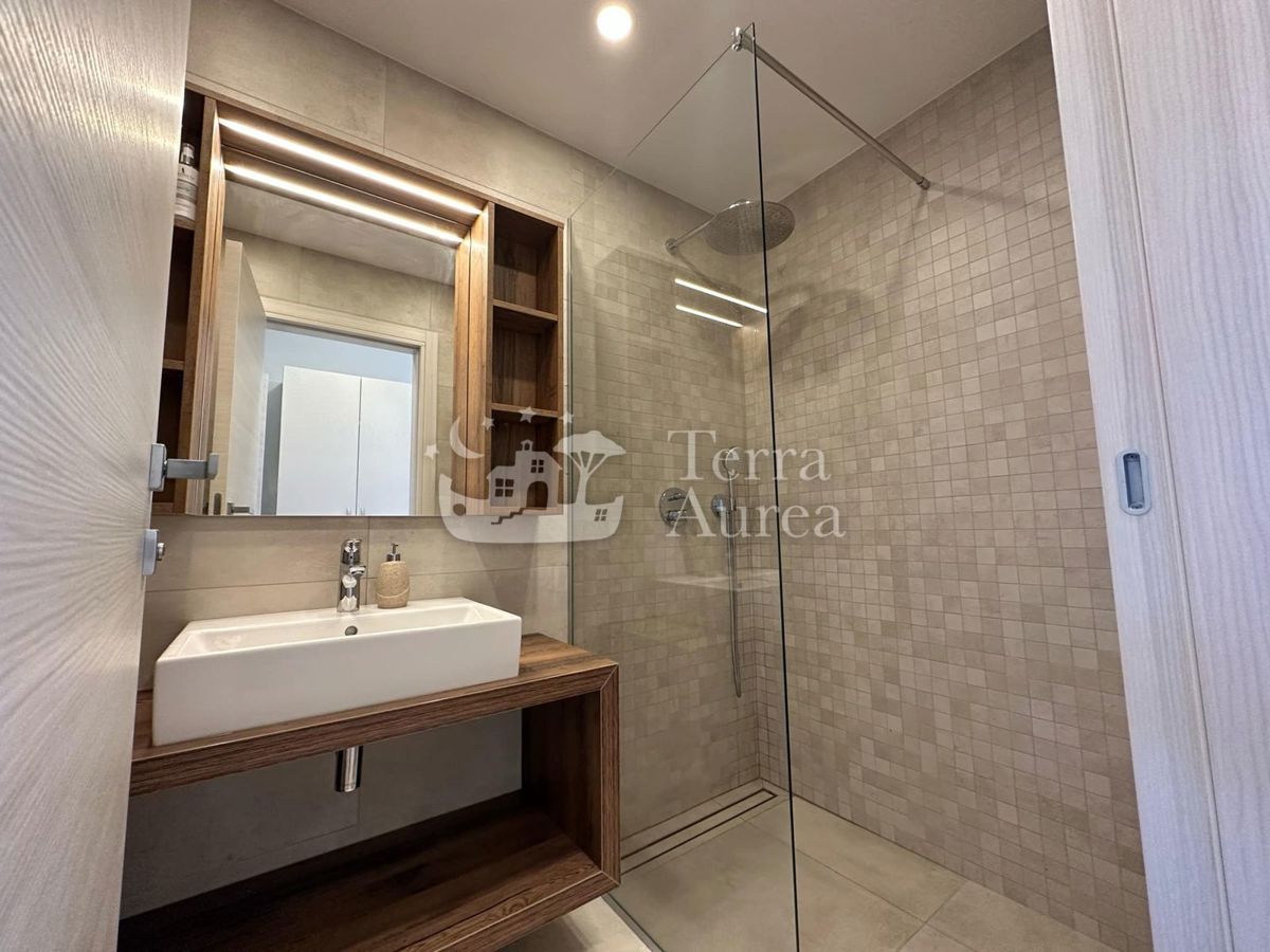 Apartma Malinska, Malinska-Dubašnica, 160m2