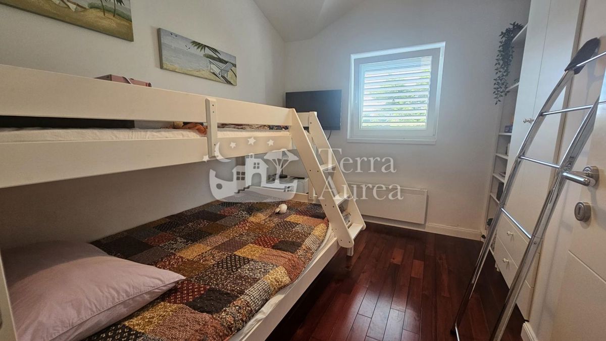 Apartma Malinska, Malinska-Dubašnica, 90,38m2