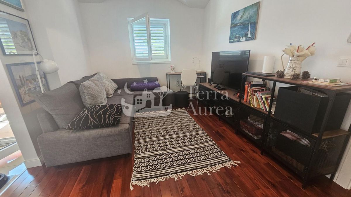 Apartma Malinska, Malinska-Dubašnica, 90,38m2
