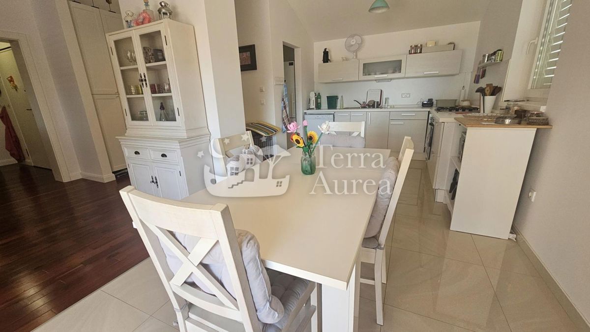 Apartma Malinska, Malinska-Dubašnica, 90,38m2