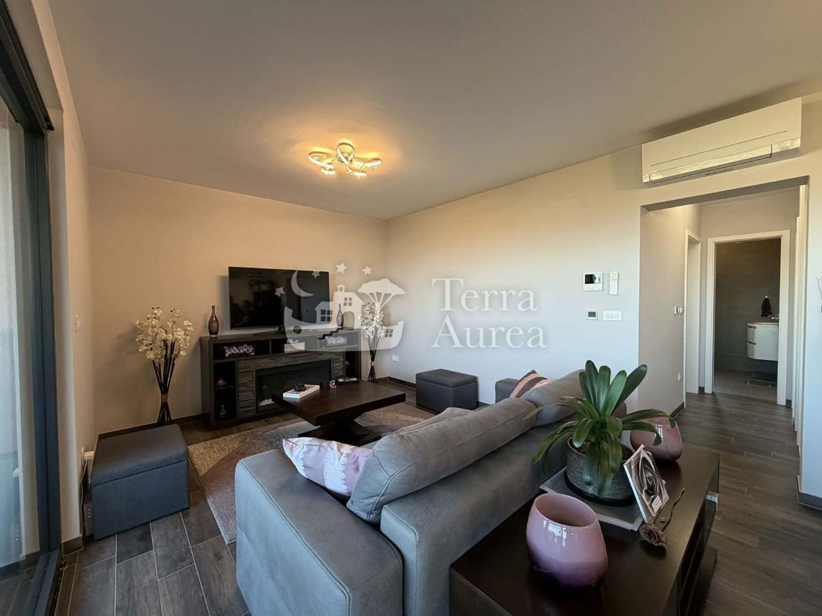 Apartma Malinska, Malinska-Dubašnica, 81,50m2