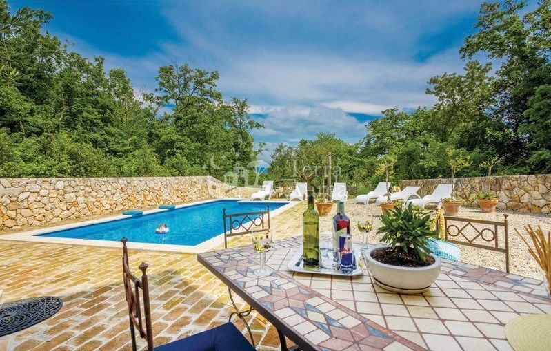 Hiša Polje, Dobrinj, 200m2