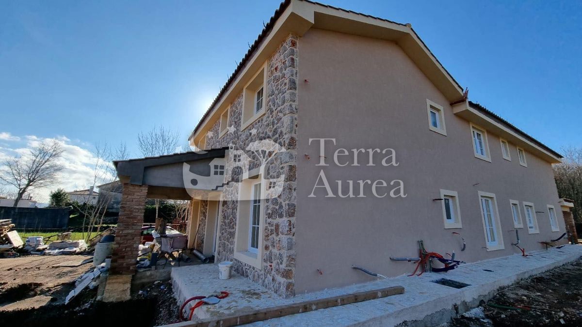 Hiša Vrbnik, 120m2