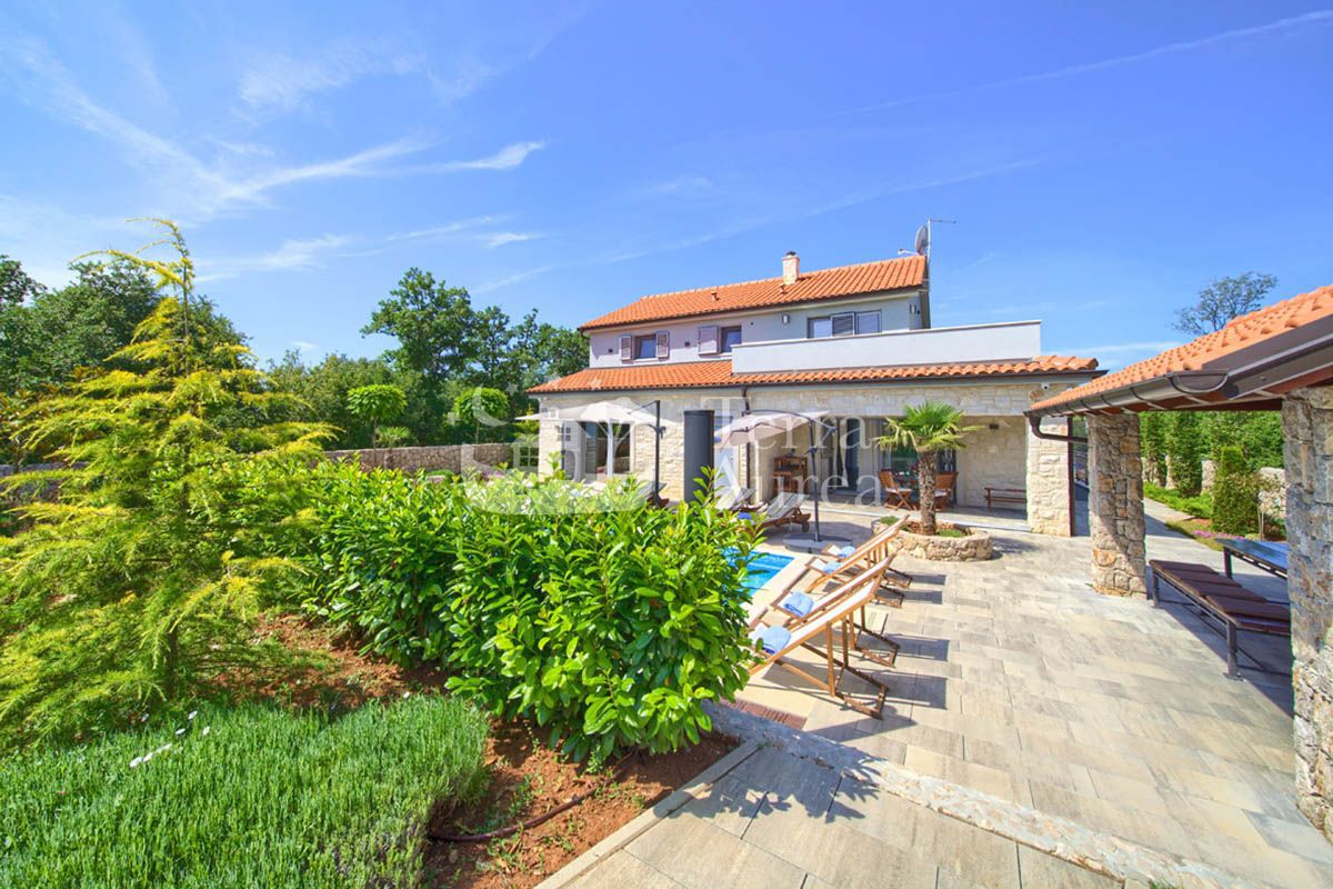 Vila Dobrinj, 185m2