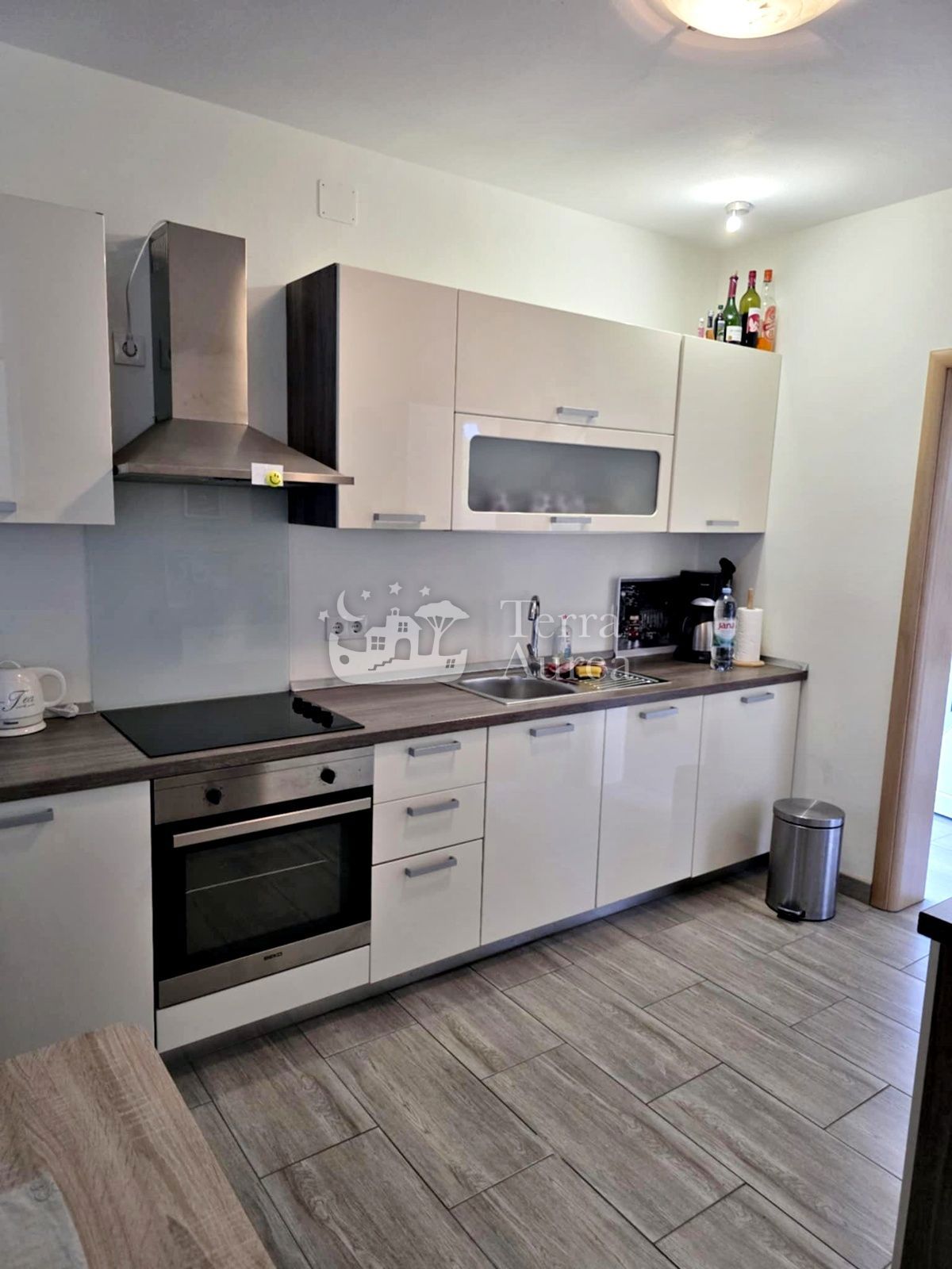 Hiša Kornić, Krk, 350m2