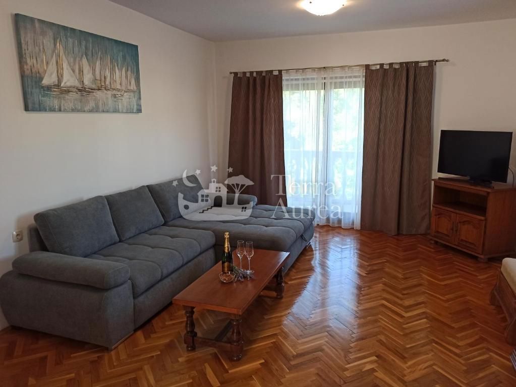 Hiša Malinska, Malinska-Dubašnica, 570m2