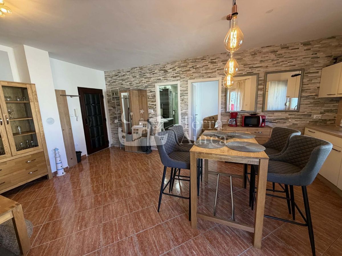 Apartma Malinska, Malinska-Dubašnica, 95m2