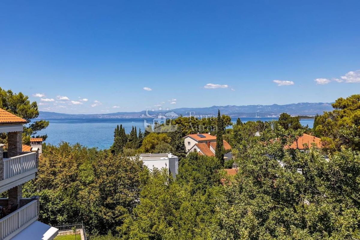 Apartma Malinska, Malinska-Dubašnica, 113,09m2