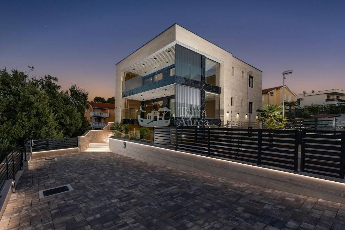 Apartma Malinska, Malinska-Dubašnica, 113,09m2