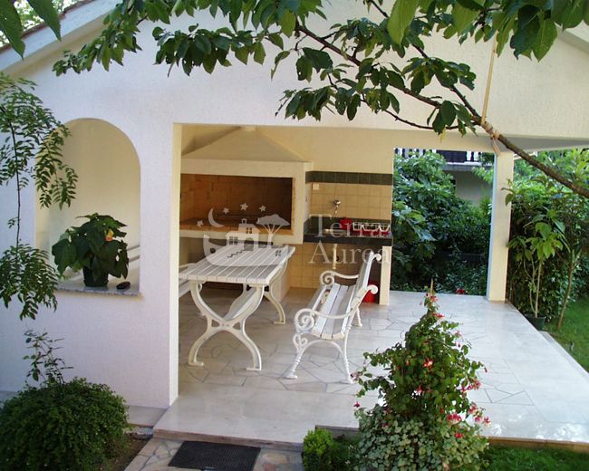 Hiša Malinska, Malinska-Dubašnica, 300m2