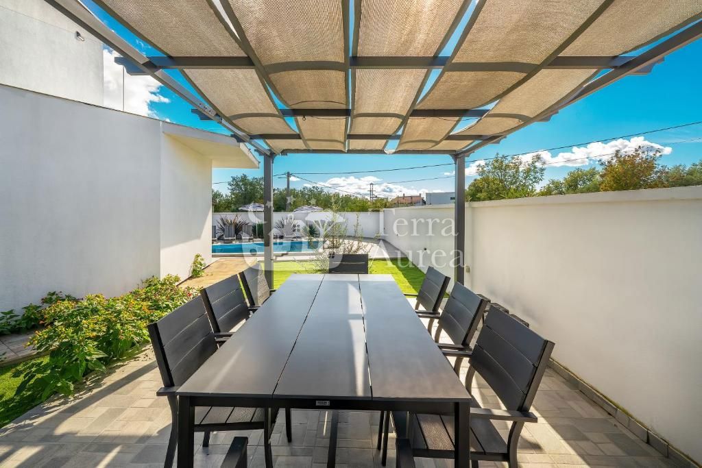Vila Malinska, Malinska-Dubašnica, 165m2