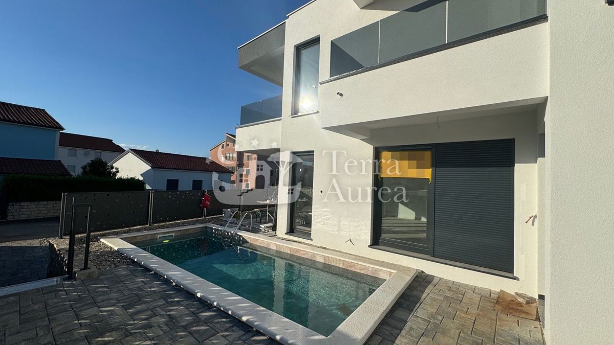 Hiša Malinska, Malinska-Dubašnica, 157m2