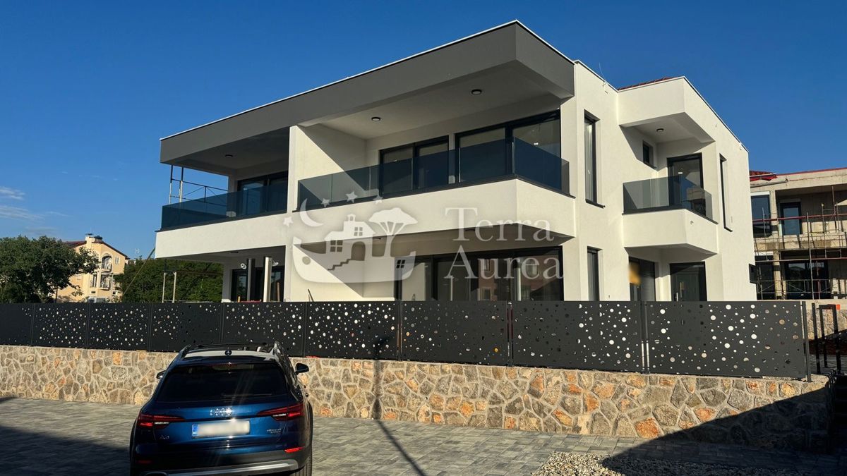 Hiša Malinska, Malinska-Dubašnica, 157m2