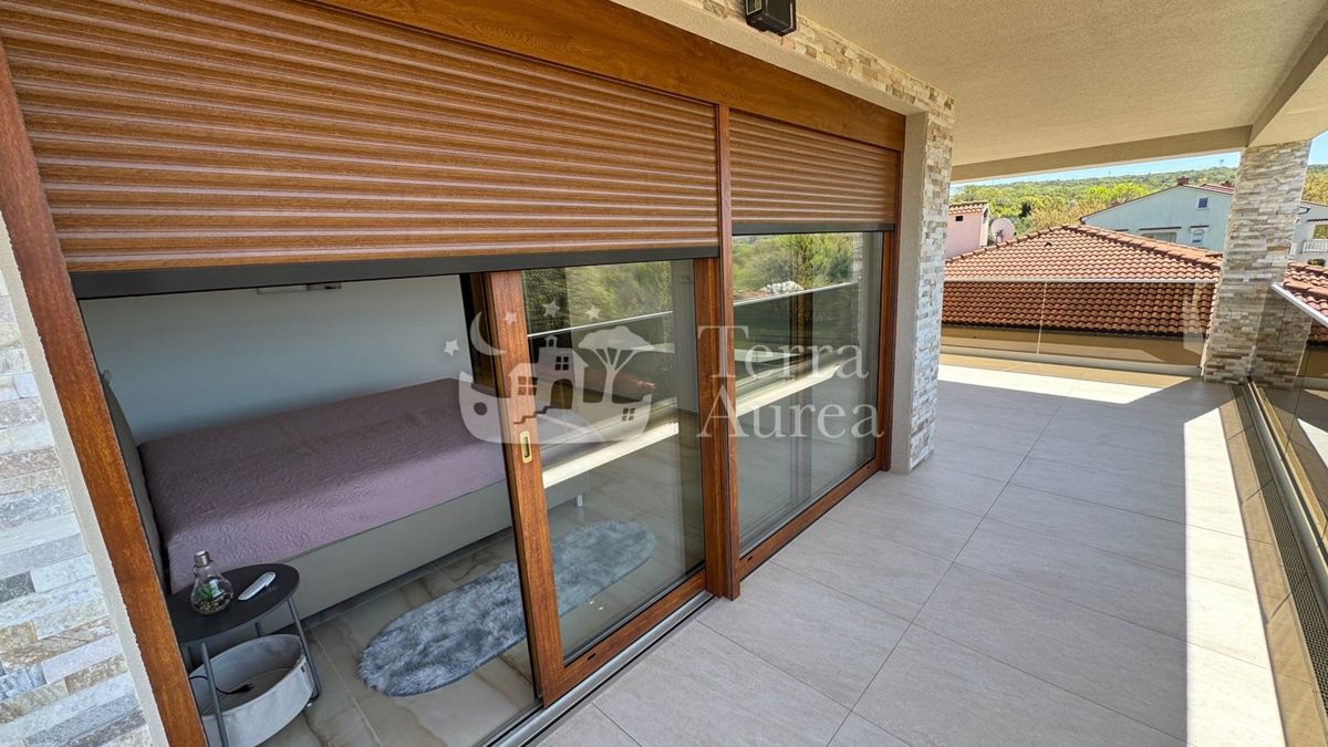 Hiša Malinska, Malinska-Dubašnica, 280m2