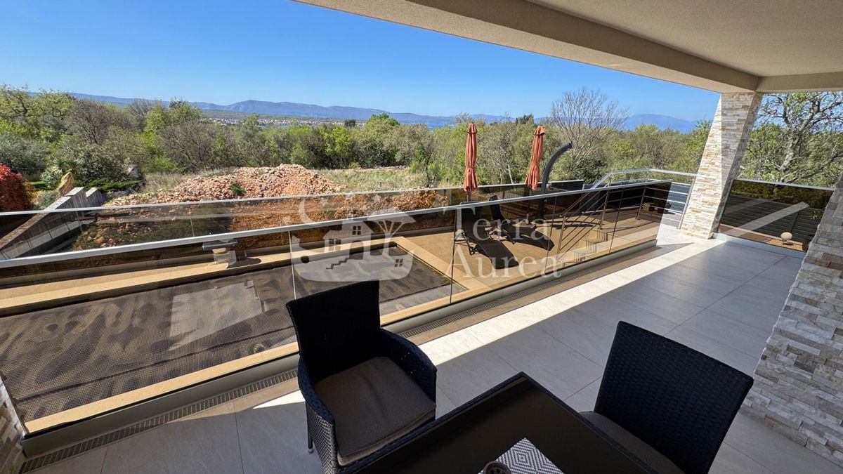 Hiša Malinska, Malinska-Dubašnica, 280m2